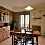 Rent 4 bedroom house of 180 m² in Bari