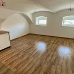 Pronajměte si 3 ložnic/e byt o rozloze 65 m² v Trhový Štěpánov