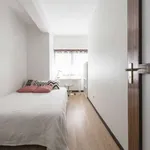 Rent a room in lisbon