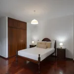 Alugar 1 quarto apartamento de 200 m² em Calheta