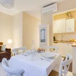 Rent 1 bedroom apartment of 50 m² in Florence