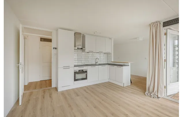 Huur 2 slaapkamer appartement van 70 m² in Amsterdam