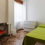 Rent a room of 150 m² in granada