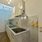 Rent 1 bedroom apartment of 55 m² in Florence