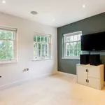 Rent 5 bedroom house in South East England