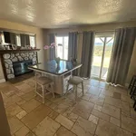 Rent 4 bedroom house in Hesperia