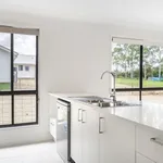 Rent 6 bedroom house of 3418 m² in  Caboolture QLD 4510                        