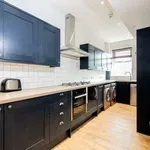 Rent 3 bedroom flat in Yorkshire And The Humber