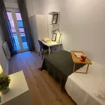 Rent 4 bedroom apartment in Madrid