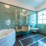 Rent 4 bedroom house of 600 m² in Zagreb