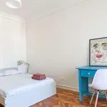 Rent a room in lisbon