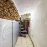 Rent 1 bedroom apartment of 60 m² in florence