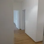 Miete 3 Schlafzimmer wohnung von 94 m² in Duisburg