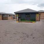 Rent 3 bedroom apartment in Benoni