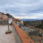 Rent 3 bedroom house of 90 m² in Venetico