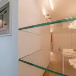 Rent 3 bedroom apartment of 70 m² in Roma