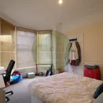 Rent 5 bedroom house in Leeds