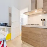 Rent a room of 125 m² in milan