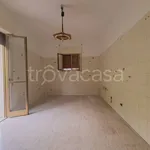 Rent 5 bedroom apartment of 185 m² in Reggio di Calabria