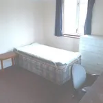 Rent 7 bedroom house in West Midlands