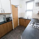 Rent 4 bedroom house in Leeds