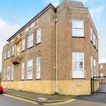 Flat to rent in Bury Fields, Guildford GU2