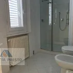 Rent 2 bedroom apartment of 45 m² in Florence