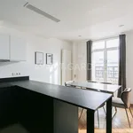 Appartement de 125 m² avec 3 chambre(s) en location à Paris