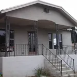 Rent 2 bedroom house of 83 m² in Los Angeles