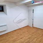 Pronajměte si 2 ložnic/e byt o rozloze 35 m² v Praha