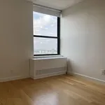 Rent 4 bedroom apartment of 2523 m² in Manhattan