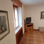 Rent 3 bedroom apartment of 95 m² in Grezzana