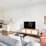 Rent 2 bedroom apartment of 969 m² in Berlin