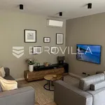 Rent 4 bedroom house of 189 m² in Mošćenička Draga