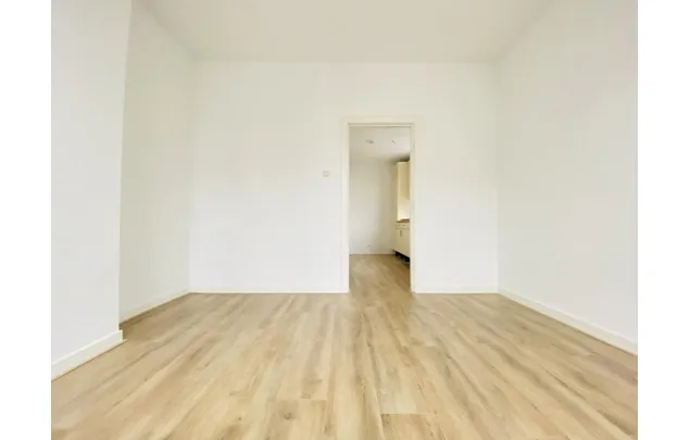 Huur 2 slaapkamer appartement van 37 m² in Valkenboskwartier