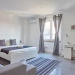 Rent 7 bedroom apartment in Lisbon