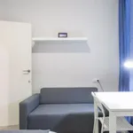 Rent 5 bedroom apartment in Valencia