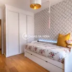 Rent 2 bedroom apartment of 88 m² in Vila Nova de Gaia