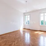 Rent 8 bedroom apartment of 170 m² in Verona