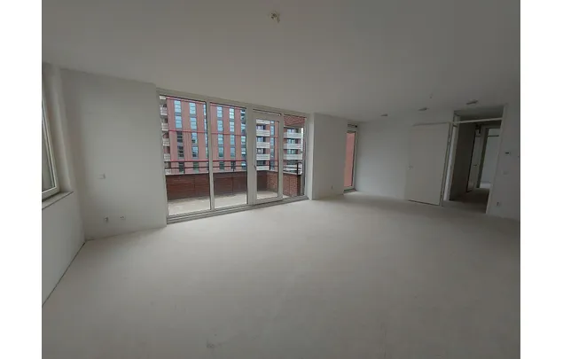 Huur 1 slaapkamer appartement van 95 m² in Rotterdam