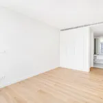 Rent 1 bedroom apartment of 72 m² in Lisbon