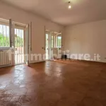 Rent 4 bedroom apartment of 120 m² in Rome