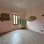 Affitto 3 camera appartamento di 75 m² in Firenze