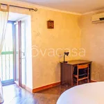 Rent 1 bedroom apartment of 60 m² in Napoli