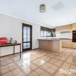 Rent 4 bedroom house in Noble Park