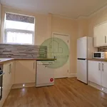 Rent 4 bedroom house in Leeds