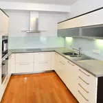 Pronajměte si 2 ložnic/e byt o rozloze 88 m² v Prague