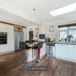 Rent 4 bedroom house in Borough of Spelthorne