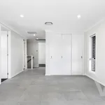 Rent 4 bedroom apartment in Speers Point