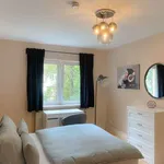 Rent a room of 80 m² in frankfurt